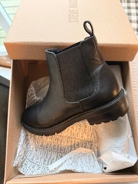 Steve Madden Boots Women’s size 6.5